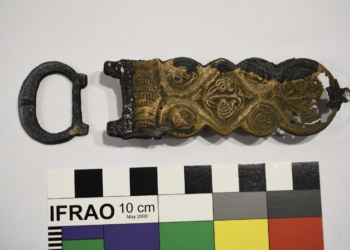 La Policía de la Generalitat recupera piezas arqueológicas medievales procedentes de un presunto expolio en un yacimiento subacuático de la Marina Alta