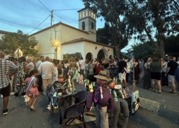 Más de 400 personas reciben el verano en la Ermita de Sanç con la Festa de Sant Antoni