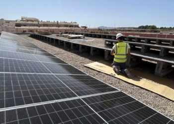 La Nucía invierte 39.594 € en la instalación de placas solares en el cole Sant Rafael