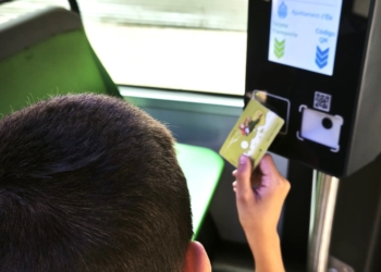 Hasta final de año el autobús será gratuito para los menores de quince años