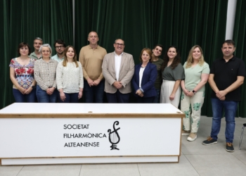 «No saber tocar un instrumento es una espinita que tengo clavada»