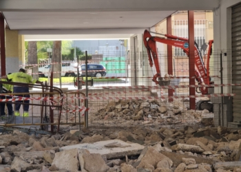 Elda inicia las obras para la renovación y mejora de la accesibilidad de la pasarela de la calle Méjico