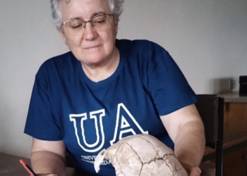Una investigadora de la UA participa en Kenia en un el estudio de restos humanos del Holoceno