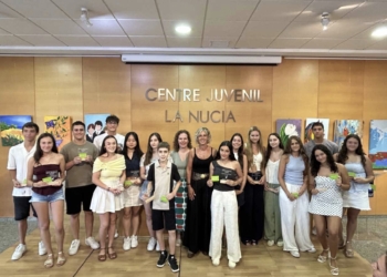 20 alumnos del Instituto reciben reconocimiento por su excelencia académica