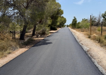 Mejoras en el asfaltado de la carretera del faro de Santa Pola