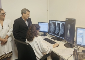 Sanidad culmina la implantación de la IA en las radiografías de tórax, hueso y mama en Primaria, Urgencias y las UPCM de la Comunitat Valenciana