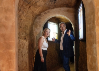 Utiel recibe el apoyo de la Diputación de Valencia para rehabilitar el patrimonio histórico dañado por la DANA