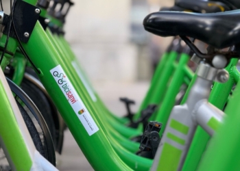 El Ayuntamiento amplía la cobertura de la red de transporte BiciSanvi con dos nuevas estaciones en los polígonos de Canastell y Torregroses