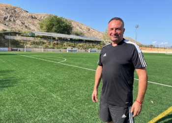 «Tenemos que ilusionar a jugadores que no veían futuro en su pueblo»