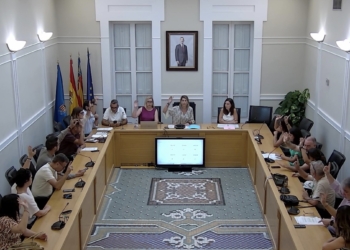 Crevillent aprueba una modificación de crédito para la compra del solar para el segundo centro de salud y para los “Bono Consumo 2025”