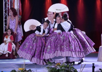 Lucía Pomares Ruso es la nueva Reina Infantil de las Fiestas 2025