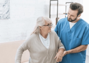 El Servicio de Ayuda a Domicilio de Alcoy atiende a 276 unidades familiares, 82 personas en situación de dependencia