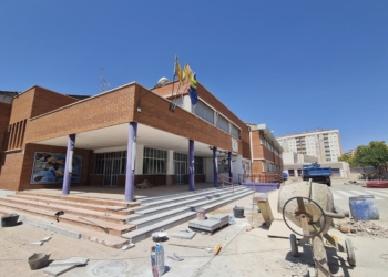 Elda realiza obras de mejora y mantenimiento en los colegios públicos antes del inicio del próximo curso