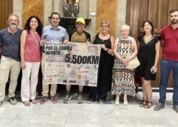 El reto solidario ‘5.500 km por una sonrisa’ llega a Alcoy de la mano del deportista José Antonio Nieto Peña