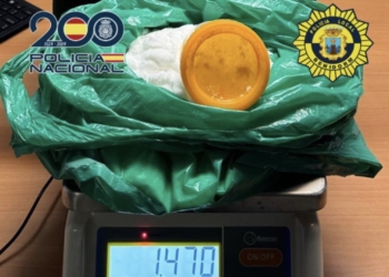 Detenido un varón con casi un kilo y medio de cocaína tras ser interceptado en un control policial rutinario