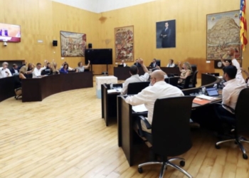 El pleno ratifica la adhesión de Benidorm a un pacto europeo de ciudades verdes que refuerza su apuesta por la sostenibilidad
