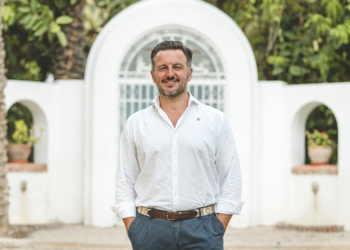 «La fiesta de Elche tiene un relato que abarca seis siglos de historia»