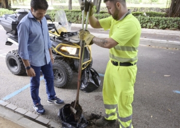 El Ayuntamiento intensifica la revisión de imbornales y pasos inferiores de la ciudad ante la llegada de las lluvias