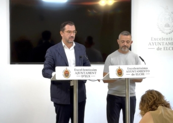 Elche adjudica 1’6 millones de euros para el asfaltado y arreglo de aceras en el municipio