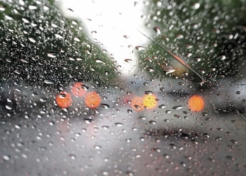 Emergencias amplía la alerta naranja por fuertes lluvias y tormentas al interior norte de Alicante