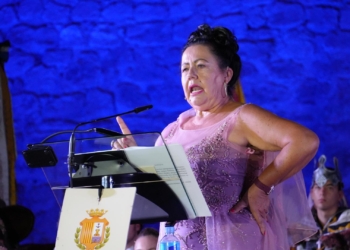 Lola Gadea define las fiestas como “alimento del alma” en un pregón “disfrutón”