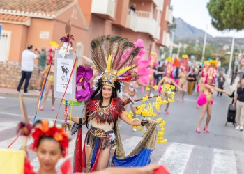 L’Alfàs del Pi celebra su multiculturalidad con el Día Internacional