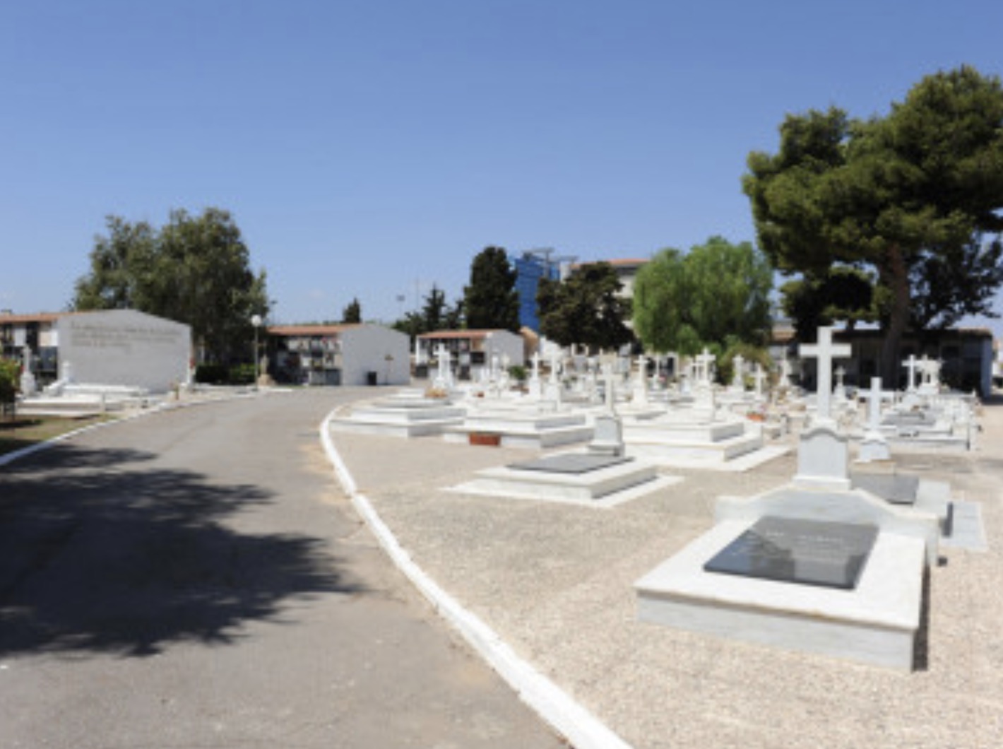 El jueves, 30 de octubre, comienza el operativo especial de autobuses para la Festividad de Todos los Santos