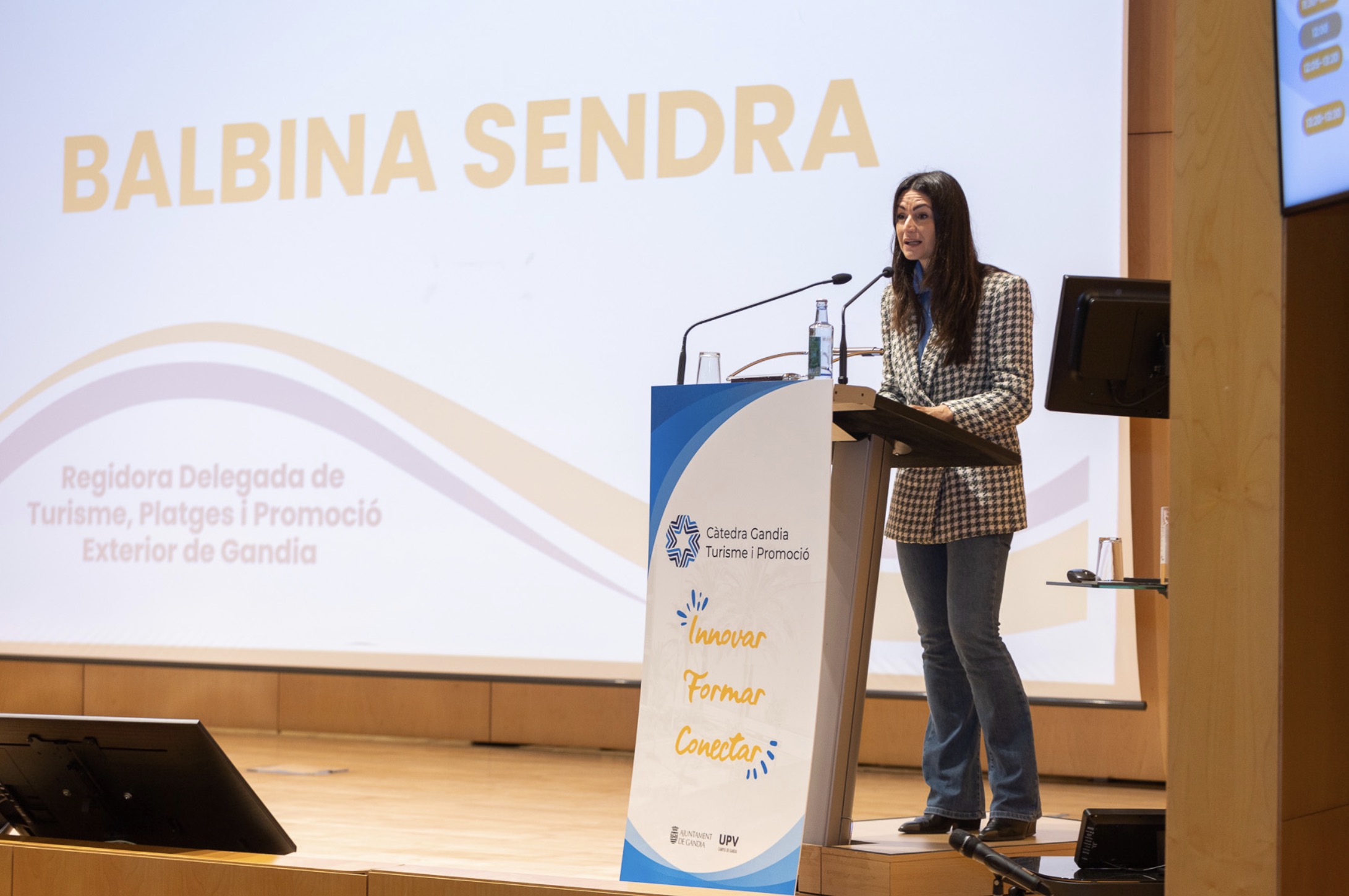 Gandia analiza el potencial de su marca turística y se reivindica como destino diferenciado de la Comunitat Valenciana