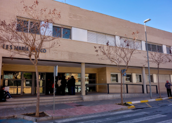 San Vicente inicia el curso escolar con deberes aún pendientes