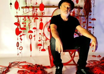 «Cuando presento un evento actúo como si fuera yo el dueño de todo»