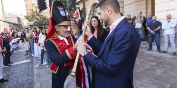 El Tio de la Porra inicia la Fira i Festes de Gandia
