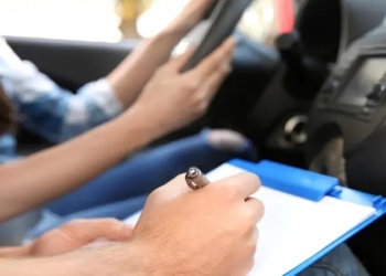 Los exámenes de la DGT volverán a partir del día 13