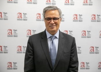 «El luthier es a la guitarra lo que Stradivarius fue al violín, el experto»