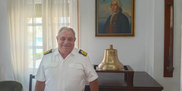 «No es responsabilidad de la Armada combatir la inmigración ilegal»