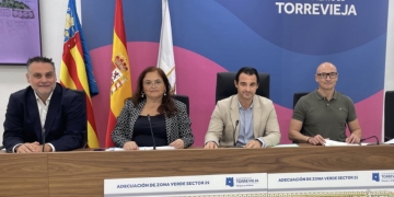 El Alcalde presenta la creación de la nueva zona verde del Sector 25