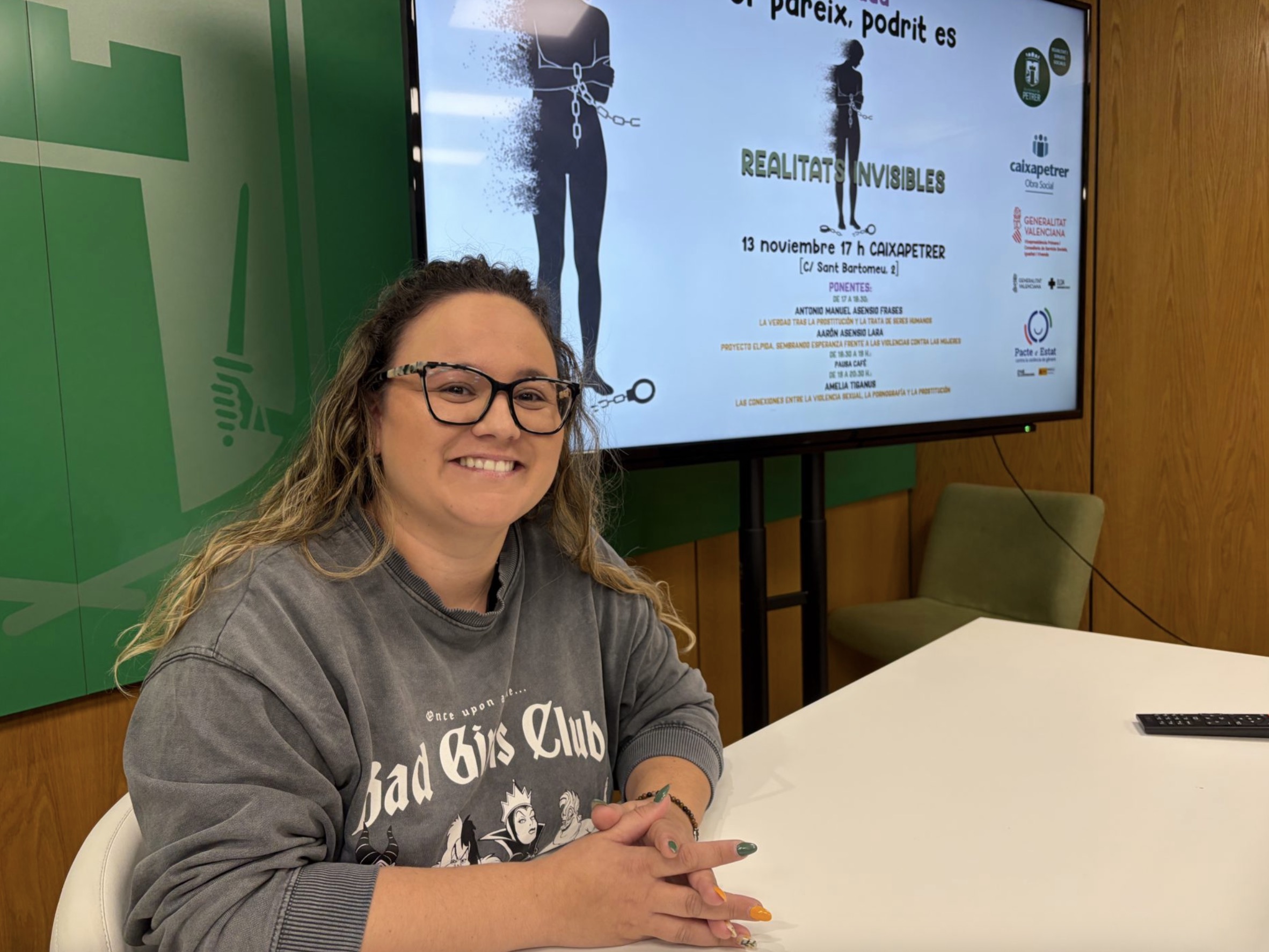 Petrer presenta la jornada “Or pareix, podrit es. Realitats invisibles” sobre la prostitución dentro de los actos del 25N