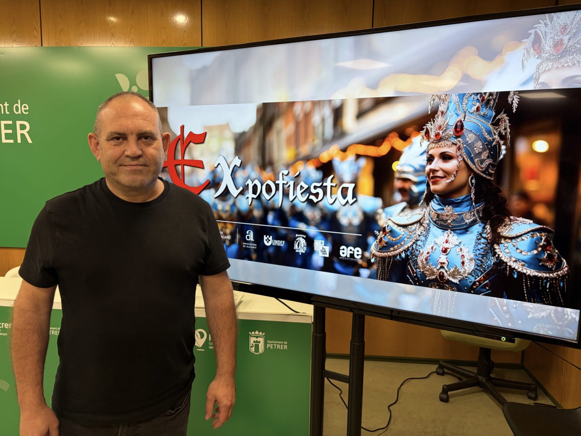 Petrer promociona sus Fiestas de Moros y Cristianos en Expofiesta 2025