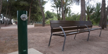 El Ayuntamiento mejora el entorno urbano con la instalación de 10 nuevas fuentes en diferentes plazas y parques del municipio
