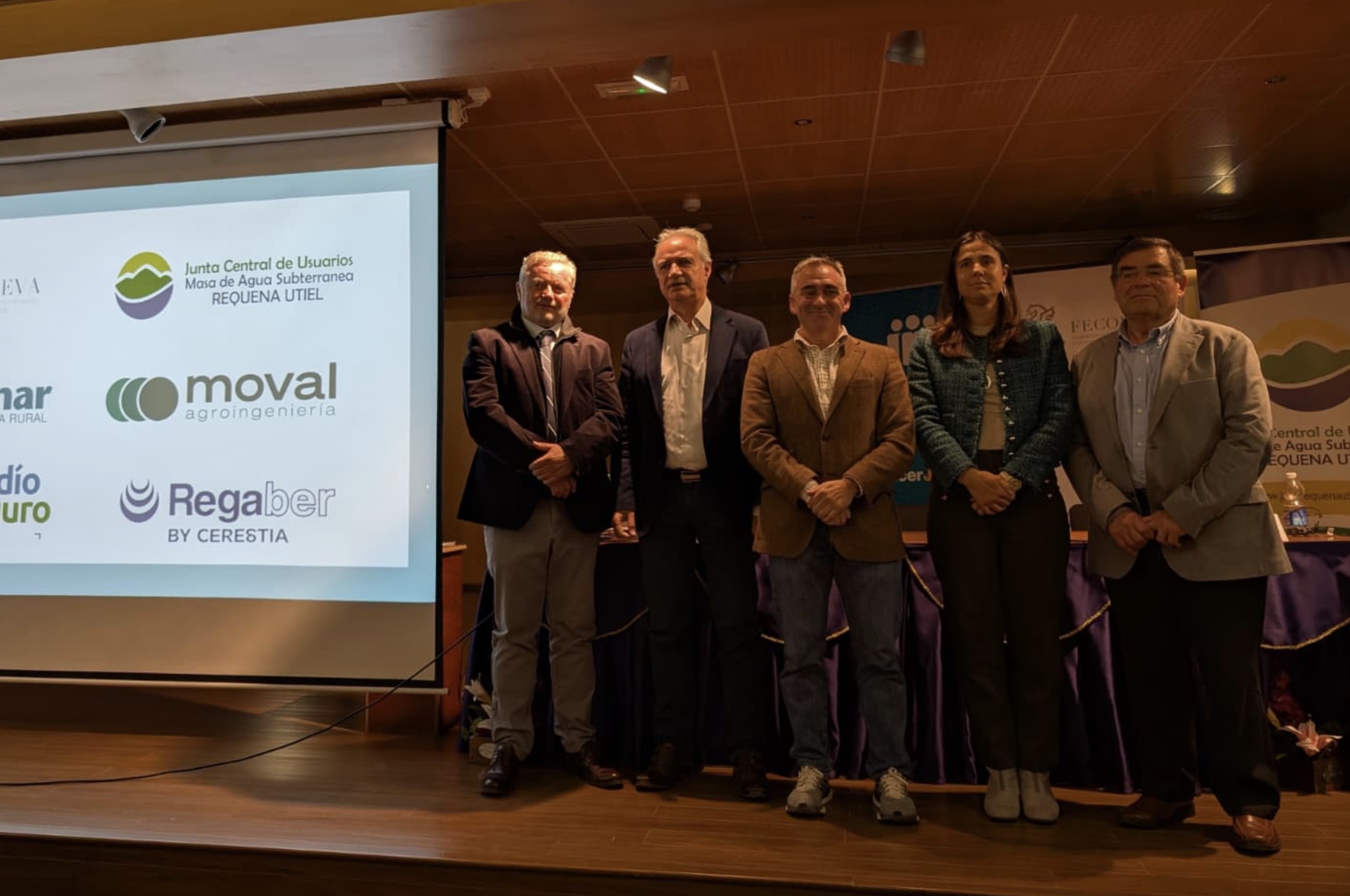 El alcalde de Utiel y el Conseller de Agricultura clausuran la jornada sobre los retos de la gestión del agua