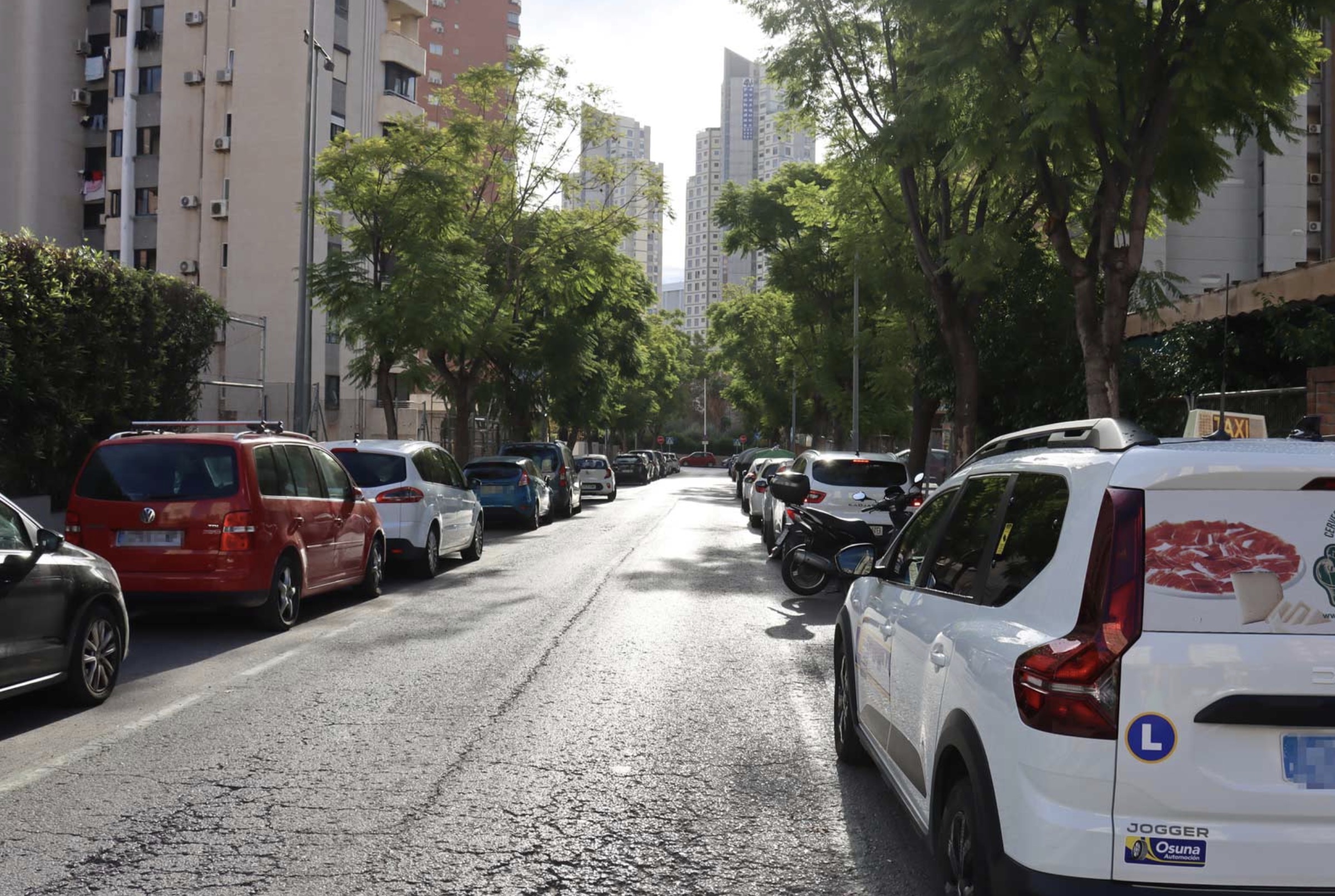 Benidorm invierte 600.000 euros en un nuevo Plan de Asfaltado que mejorará la seguridad del tráfico rodado