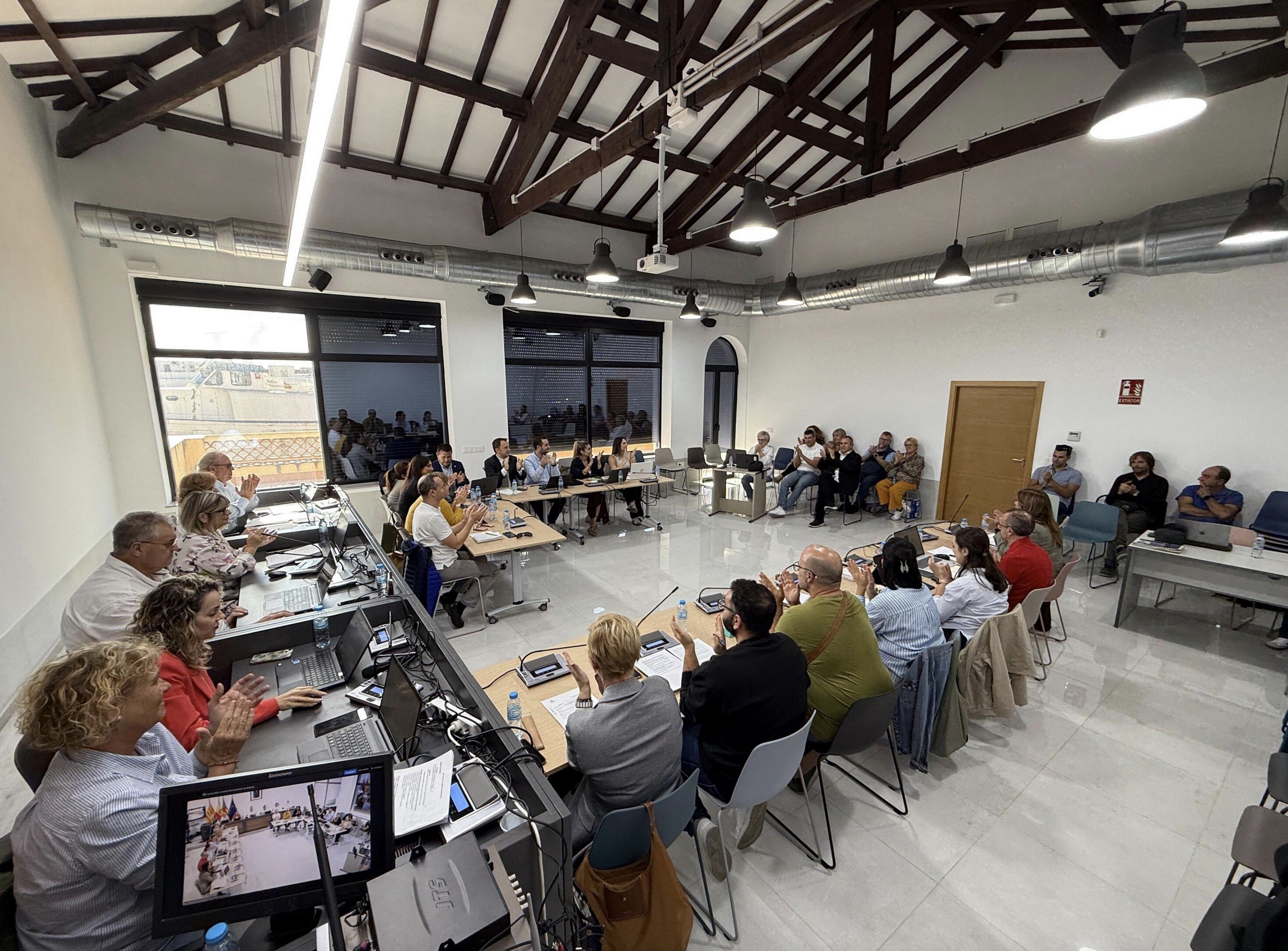 Santa Pola aprueba el reglamento de la carrera profesional de sus empleados públicos