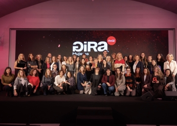 Las valencianas Diana de Arias y Sandra Bombillar, ganadoras en la novena edición de GIRA Mujeres