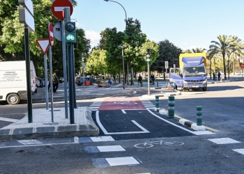 Movilidad pone en funcionamiento la nueva conexión ciclista de la avenida del Doctor Tomás Sala