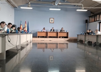 El Pleno aborda la votación del nuevo contrato de servicio de recogida de basura y limpieza viaria