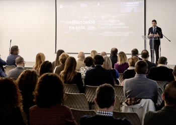 Gandia, epicentro de ideas innovadoras para transformar territorios en el encuentro estatal de la Red RETOS