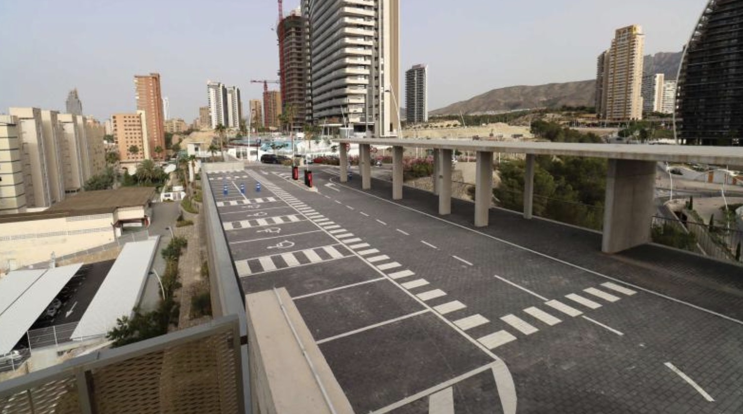 Benidorm adjudica el contrato para la instalación de placas fotovoltaicas en el parking disuasorio de Poniente