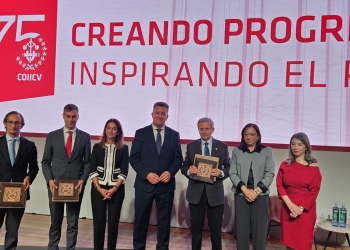 Hidraqua recibe un reconocimiento del Colegio de Ingenieros Industriales por su trayectoria como empresa que apuesta por la sostenibilidad