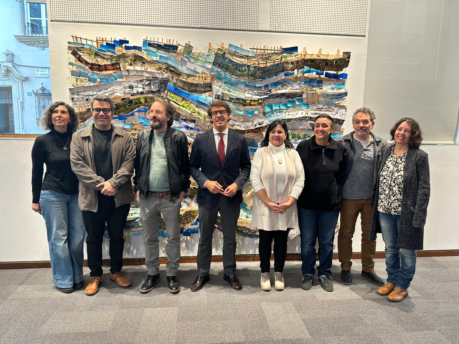 El Instituto Gil-Albert premia los documentales de Adán Aliaga y del tándem Pablo Más- Gutiérrez Aragón