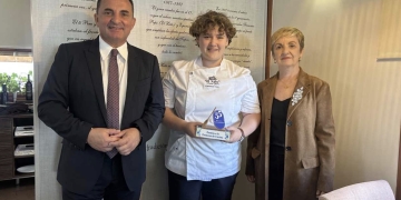 Esperança Cano del Restaurante “El Xato”, promesa cocina valenciana 2025