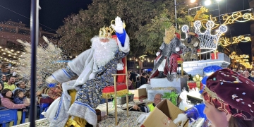 Santa Pola creará un espacio azul para personas neurodivergentes en los desfiles de Papá Noel y Reyes Magos